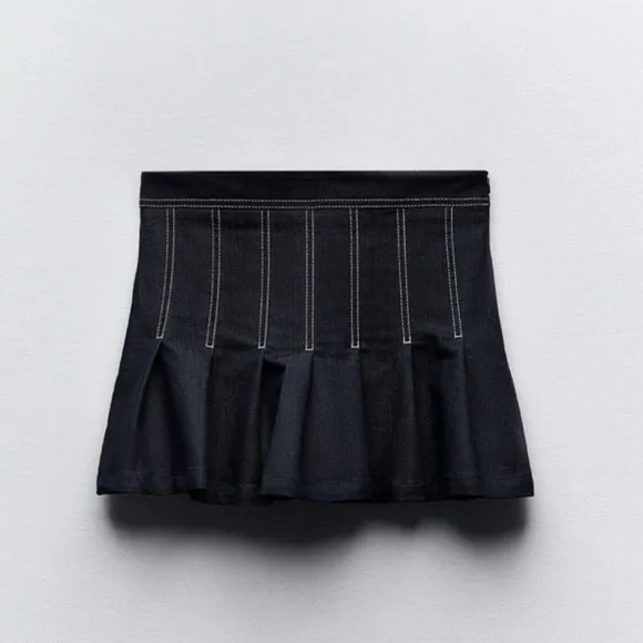 Zara NWT dark denim pleated skirt topstitching contrast skort - indigo color