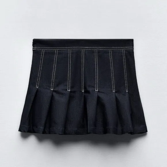 Zara NWT dark denim pleated skirt topstitching contrast skort - indigo color