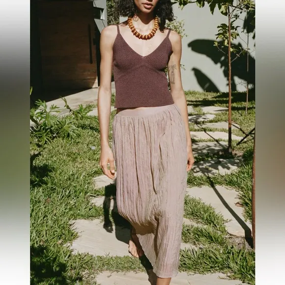 Zara NWT dusty pale pink elastic waistband wrinkle effect midi skirt