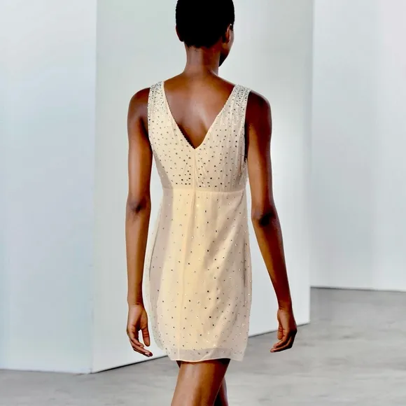 Zara NWT nude jewelled embellished crystal rhinestone sparkly v neck mini dress