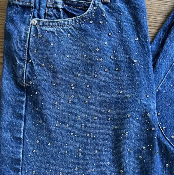 Zara STRAIGHT CUT BEADED JEANS WITH A HIGH WAIST