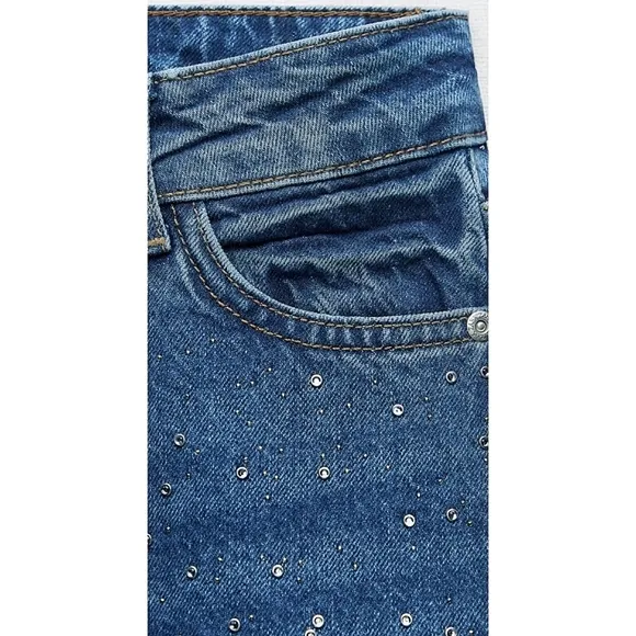 Zara STRAIGHT CUT BEADED JEANS WITH A HIGH WAIST