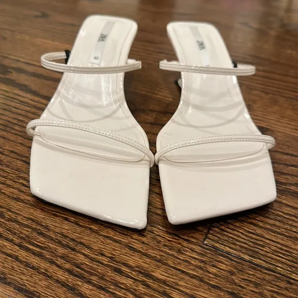 ZARA THIN STRAP MINI WEDGE SANDALS SIZE 40