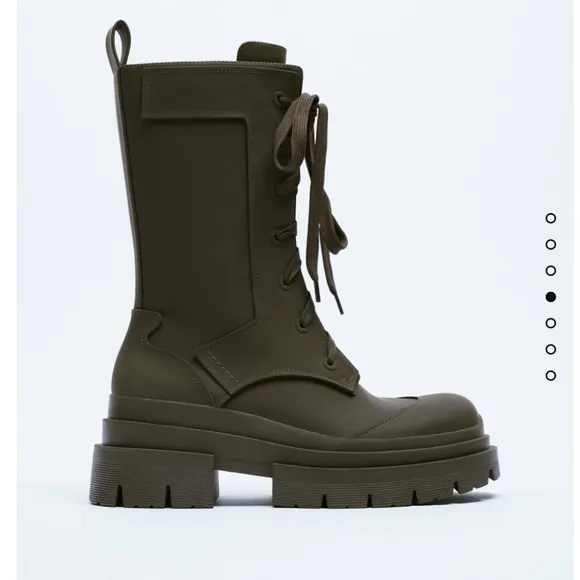 ZARAVRUBBERIZED LACE-UP BOOTS Bloggers favorite