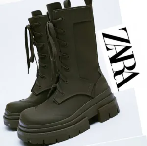 ZARAVRUBBERIZED LACE-UP BOOTS Bloggers favorite