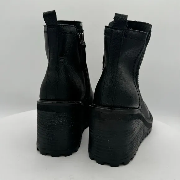 Zodiac Julie Womens Wedge Booties  Various Sizes  Color Black